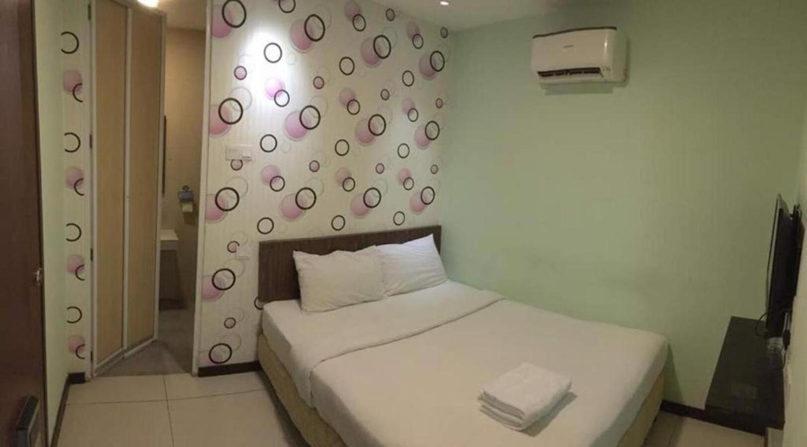 Casa Hotel near KLIA 1 Sepang Bagian luar foto